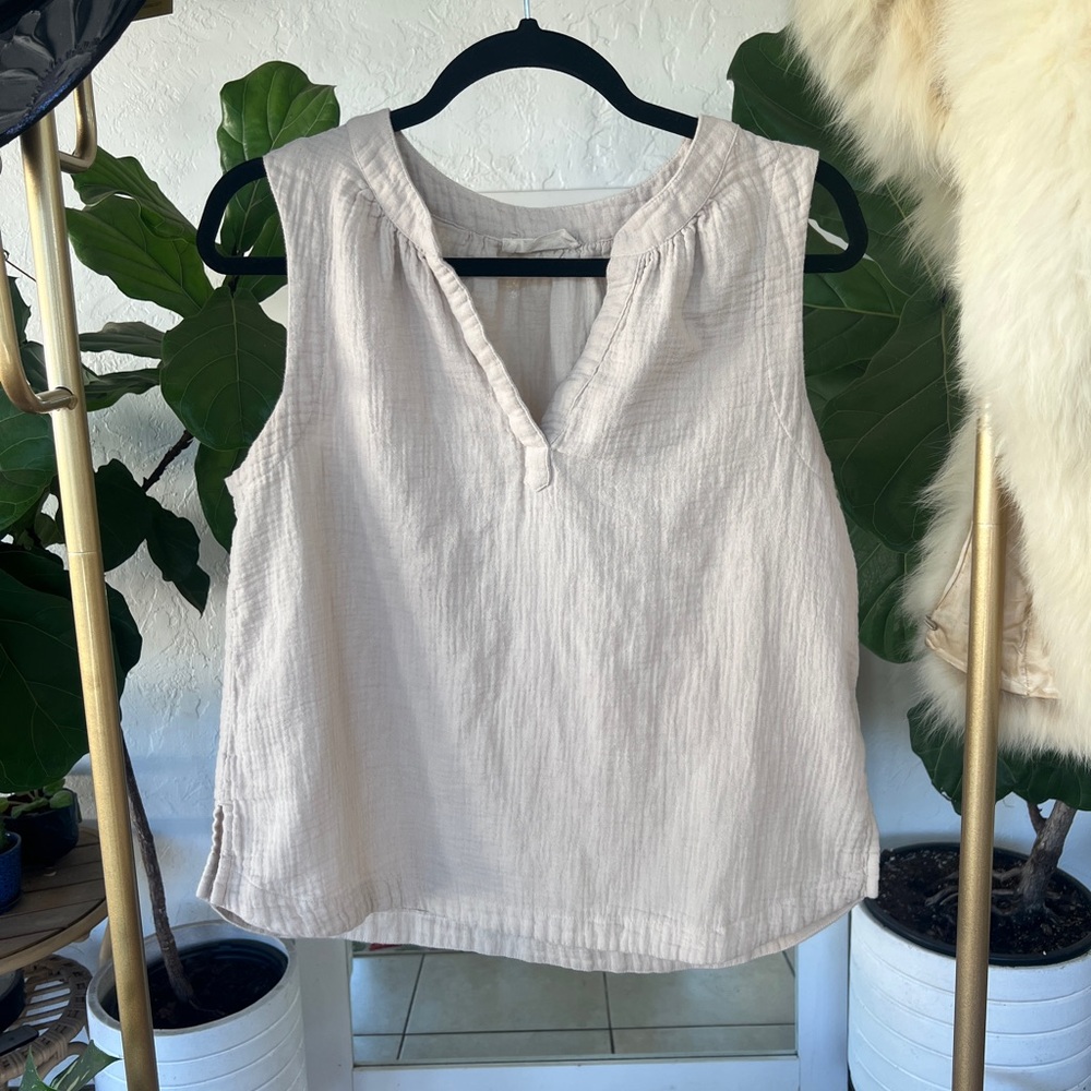 Lucky Brand Sleeveless Cream Blouse Size M